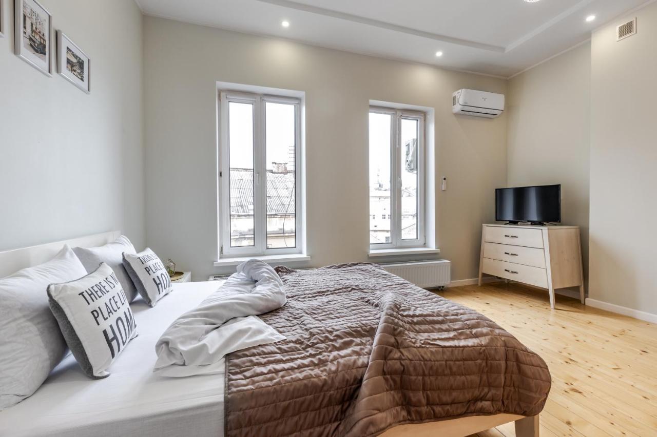 Inshiapartments On Grigorenko'S Square Лвив Екстериор снимка