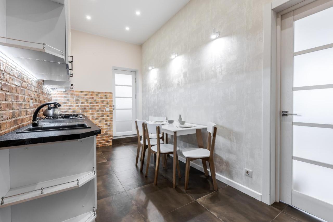 Inshiapartments On Grigorenko'S Square Лвив Екстериор снимка